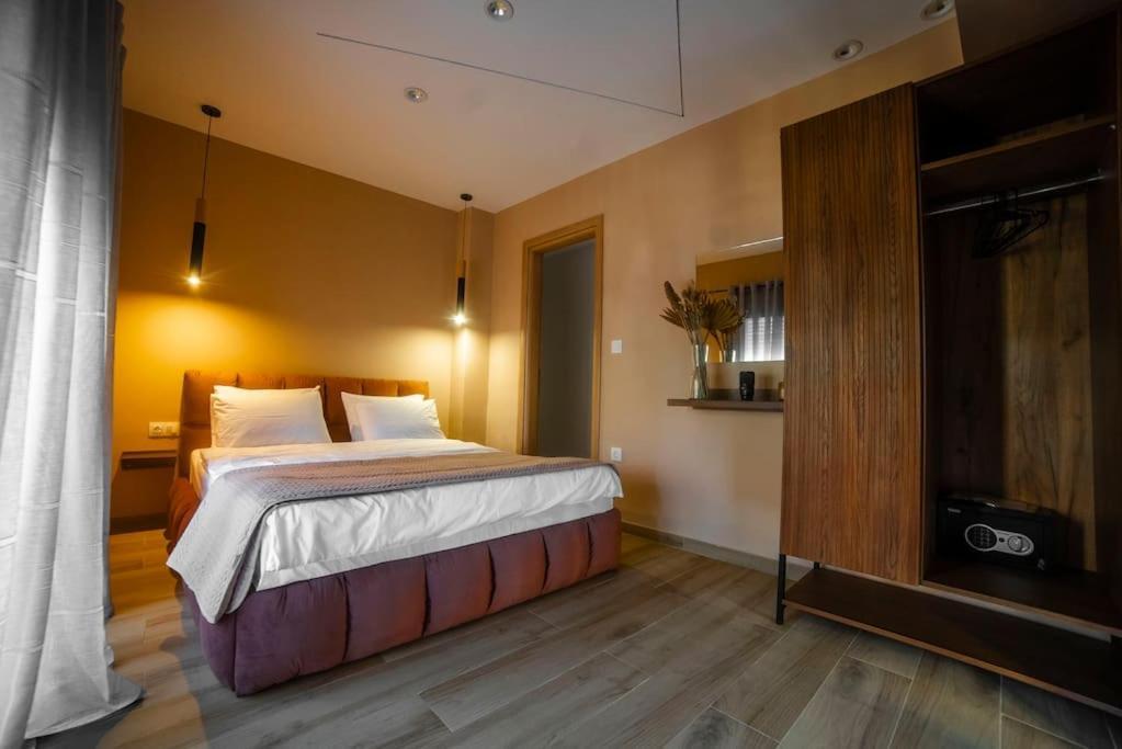 Coloris Rubrum Room Θεσσαλονίκη Εξωτερικό φωτογραφία